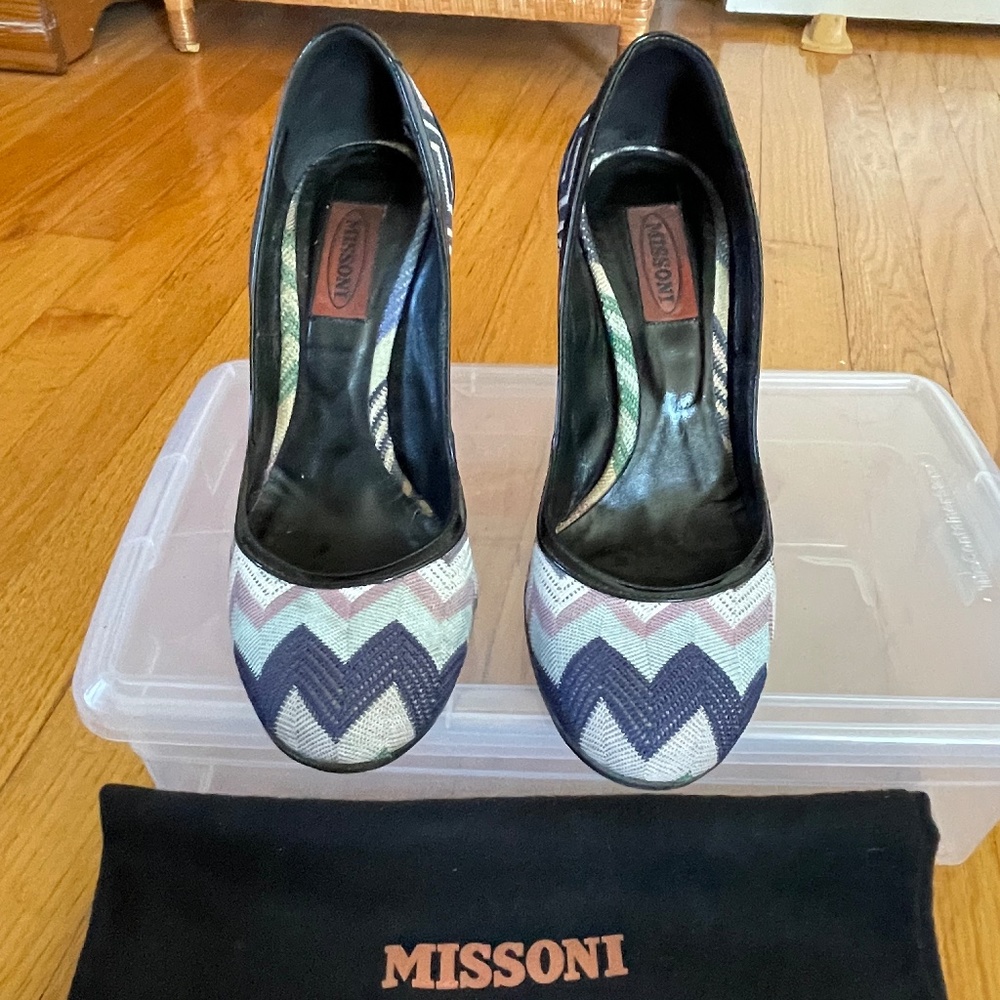 Missoni blue purple pumps